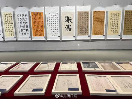 乌克兰称对俄罗斯列宁格勒州乌斯季卢加港一码头发动无人机袭击